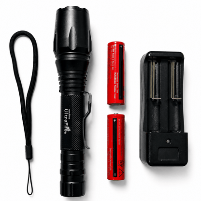 Taktická LED svítilna Black Airsoft sada s bateriemi a nabíječkou